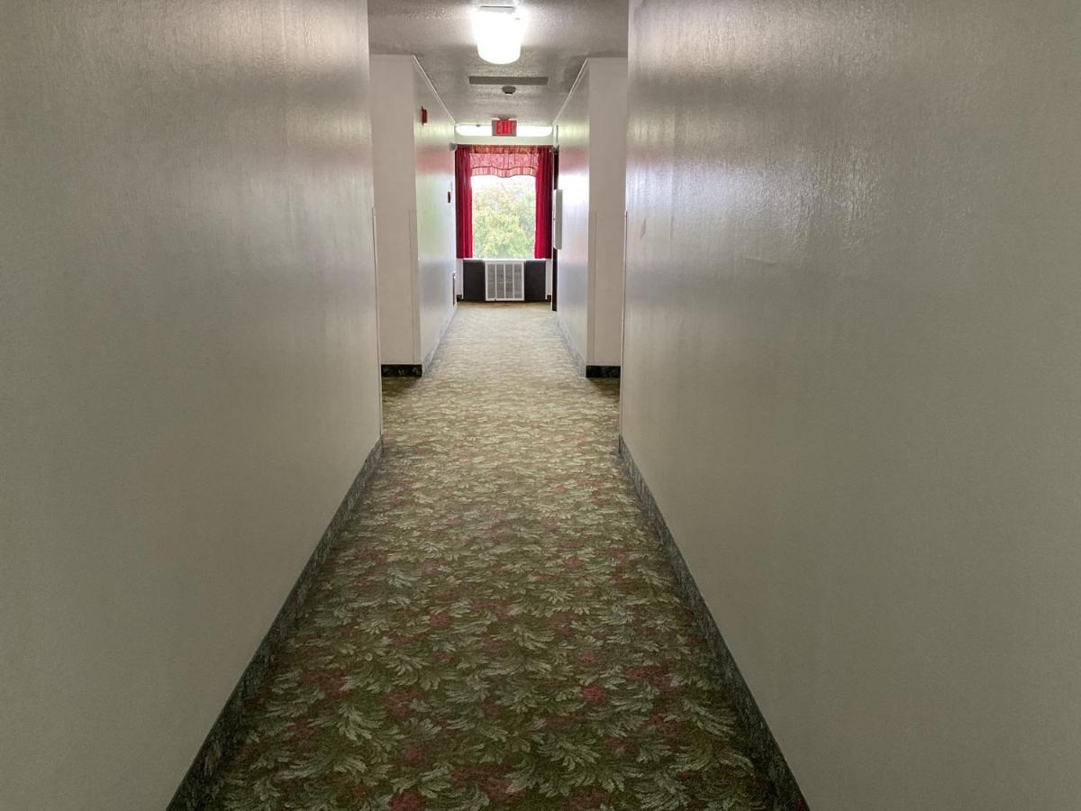 Budget Host Inn Buffalo Экстерьер фото