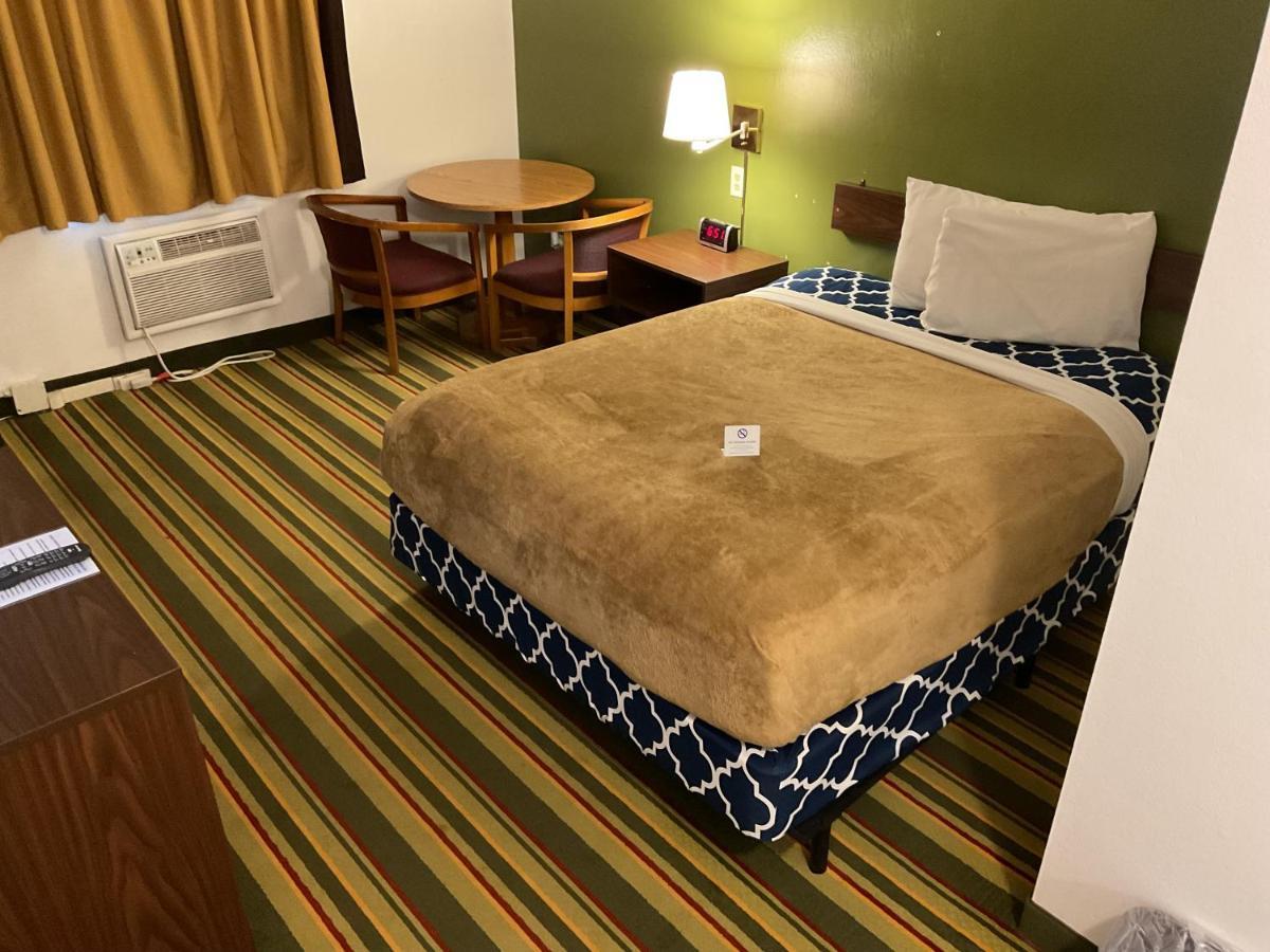 Budget Host Inn Buffalo Экстерьер фото